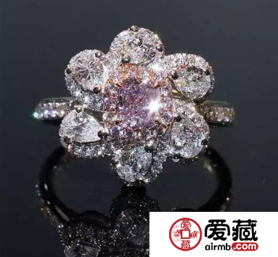 彩钻和白钻回收价格差多少?