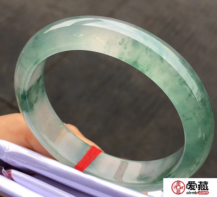 如何挑选缅甸飘花手镯？