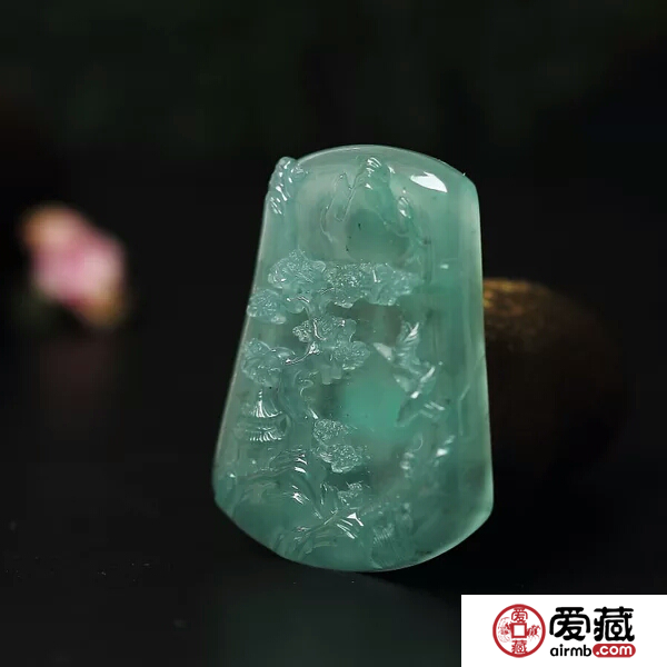 如何选择油青种翡翠，油青种翡翠保养技巧有哪些?