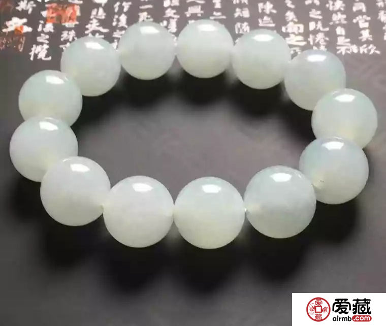 為什么那么多人喜歡戴翡翠手鏈