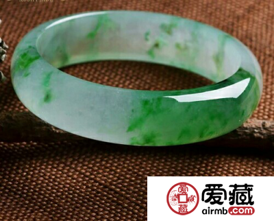 翡翠是如何划分等级的？