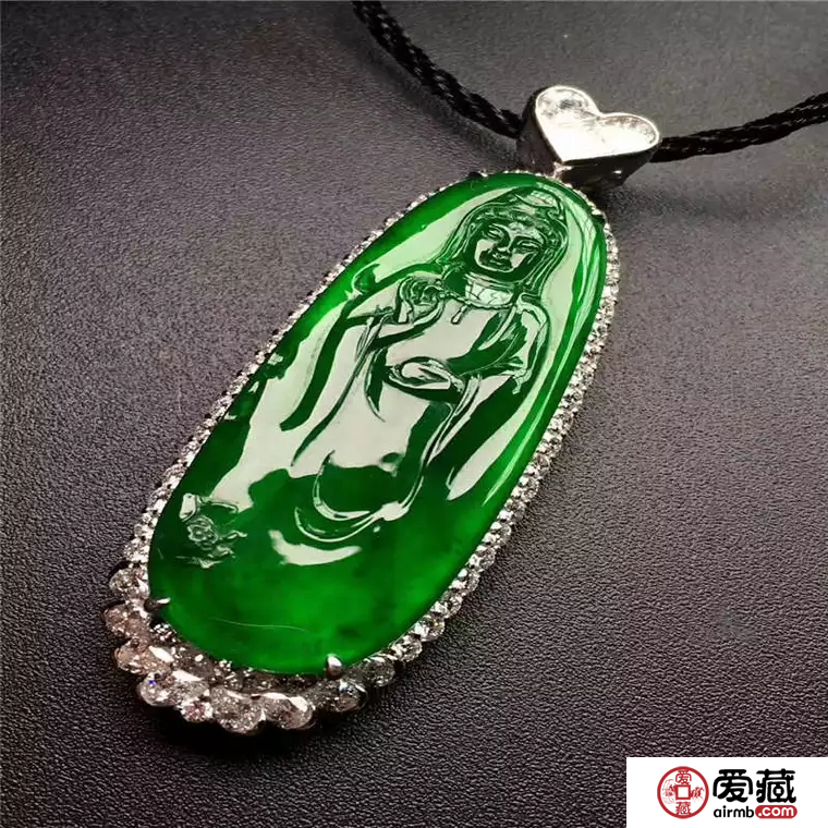 为何翡翠B货会褪色老化呢