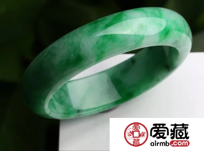 怎样鉴定翡翠的真假