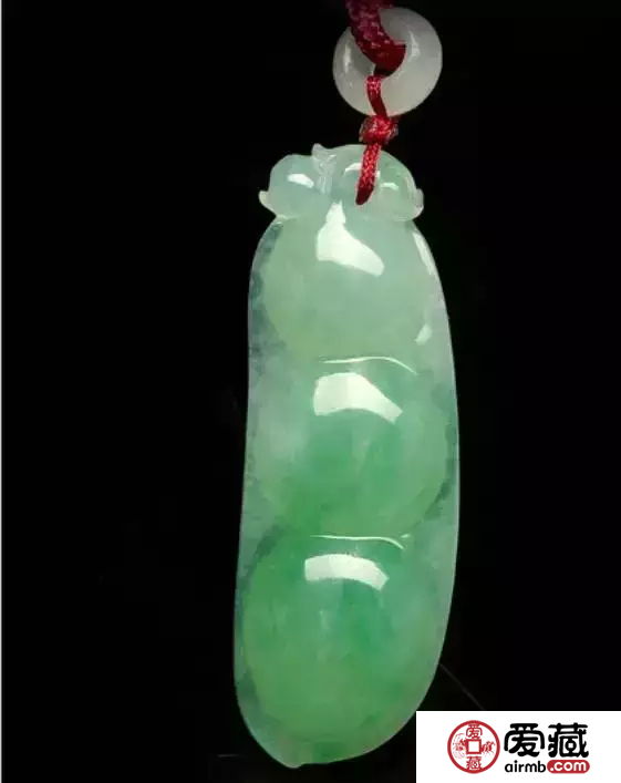 如何識(shí)別天然翡翠和贗品？