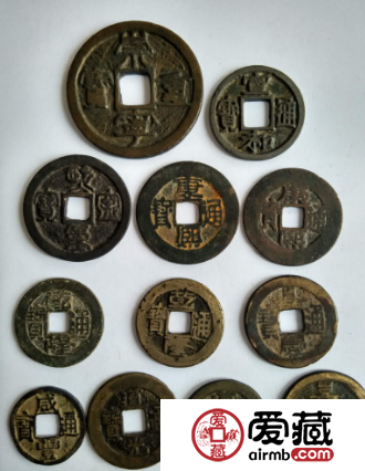 中国古代钱币如何进行收藏