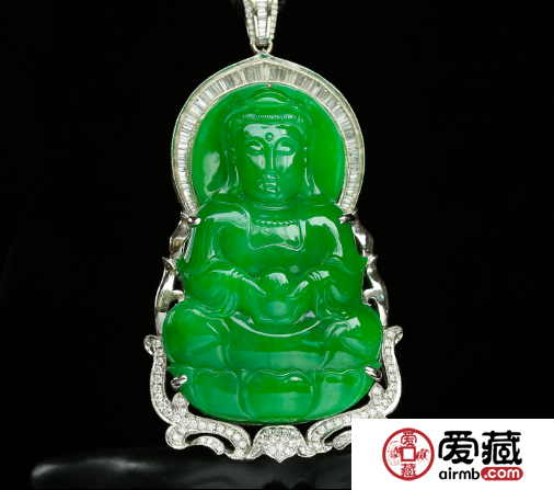 佩戴冰糯種翡翠佛有哪些好處