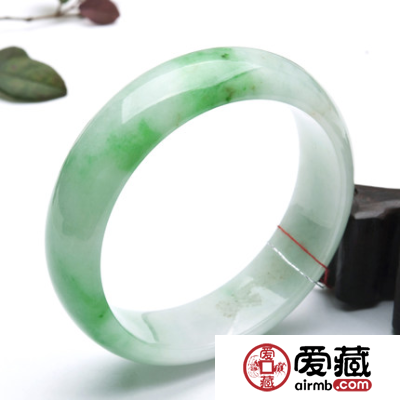辨别冰糯种翡翠的技巧有哪些？