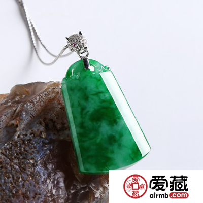 辨别金丝种翡翠技巧