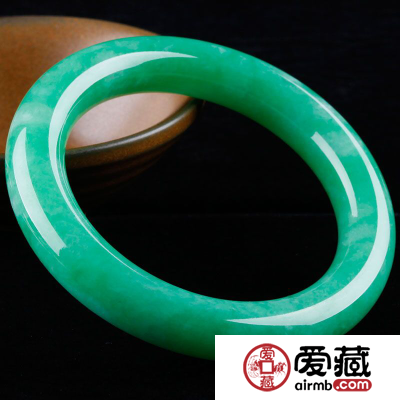 怎么样鉴别翡翠？这些基本常识你一定要懂