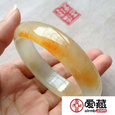 冰糯翡翠镯子怎么保养好？