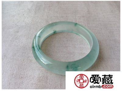 玻璃种翡翠多少钱？怎么来甄选？