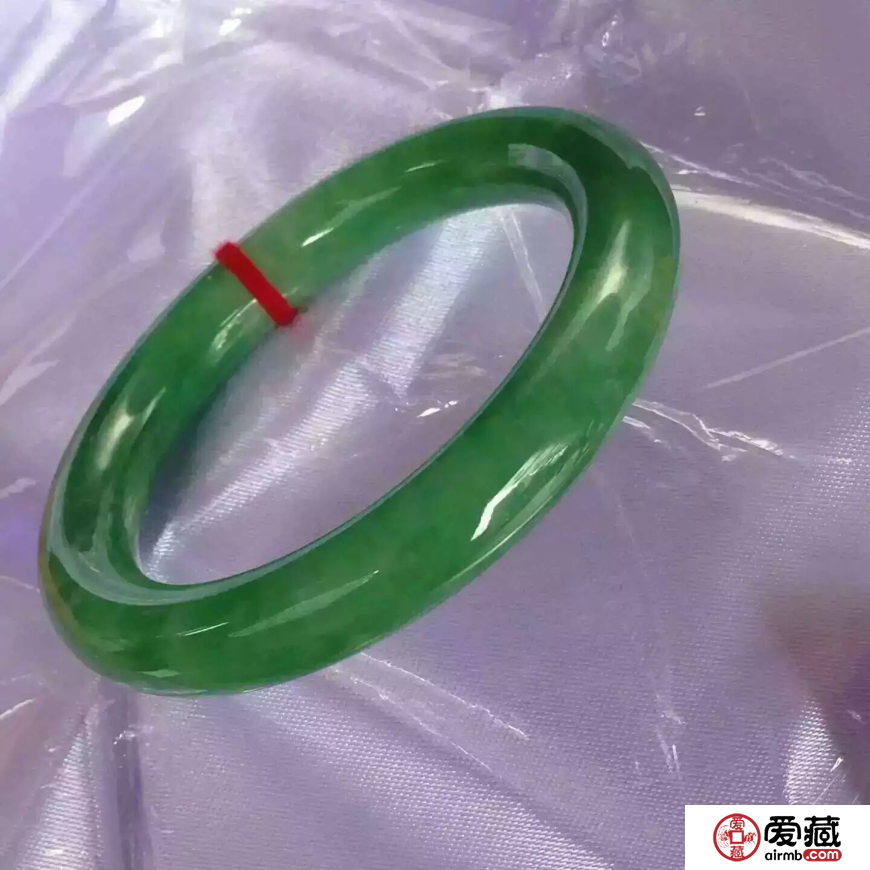 新手怎么辨别老坑种翡翠真假？