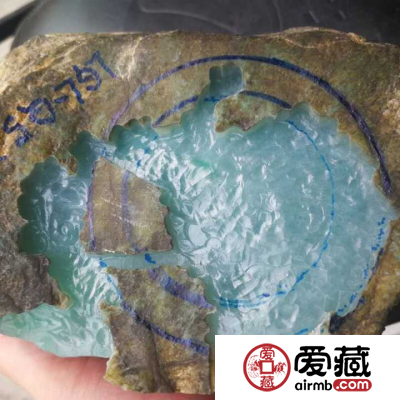 金丝种翡翠多少钱？知道这几点，不再买到假货