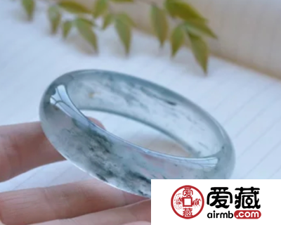 如何鉴别水沫玉？这几招帮你轻松搞定