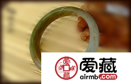 三色翡翠的市场价格是高还是低？