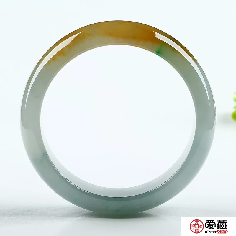 影響冰糯種翡翠市場價的因素有哪些？