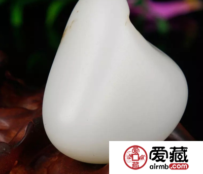 白玉的特点有哪些，贵不是没有原因的