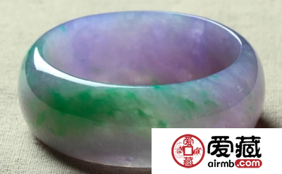 春带彩翡翠应该如何保养