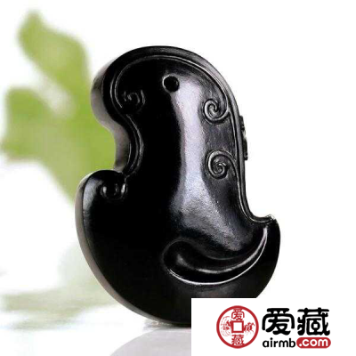 黑青玉的鉴别方法和技巧
