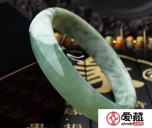 有哪些因素會影響蛇紋玉價格？