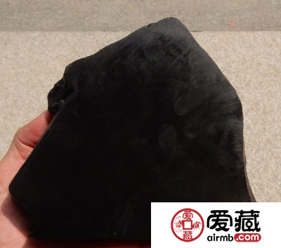 和田墨玉鉴定，如何鉴定和田墨玉?