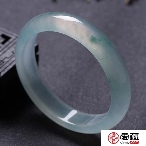 玻璃种翡翠价格的影响因素有哪些