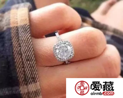 钻石怎么挑选才能高大上？