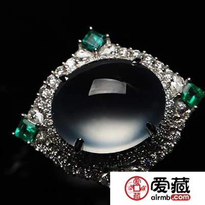 为什么玻璃种翡翠的价格如此之高?