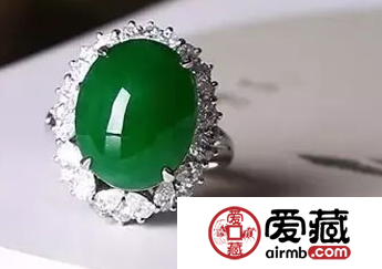 同样的翡翠，为什么柜台的翡翠那么贵？