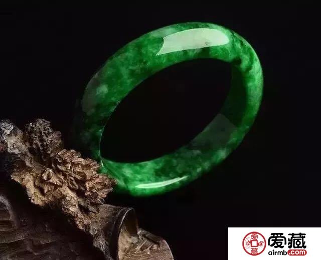 翡翠到底有多少种颜色？