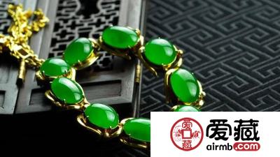 翡翠项链佩带要点指南