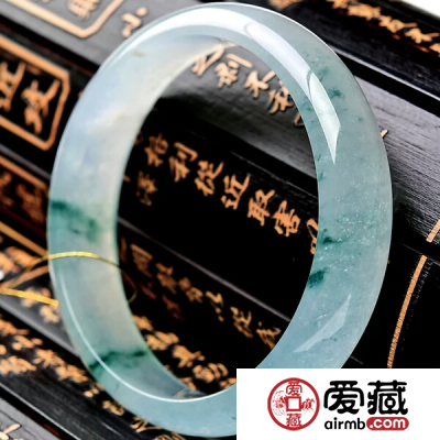 掌握翡翠保养方法，让你的翡翠越发漂亮