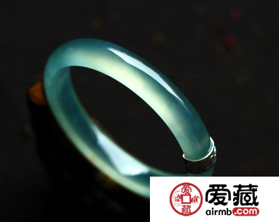 玻璃种翡翠真假从哪些方面可以确定?