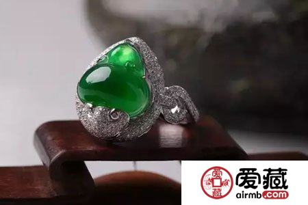 翡翠弄脏了怎么办？