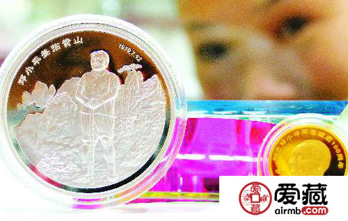 鄧小平誕辰100周年金幣