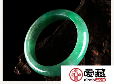 冰糯种翡翠多少钱?教你如何看值不值得