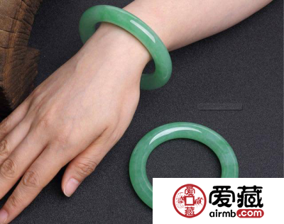 经常佩戴糯种翡翠对人体有什么功效
