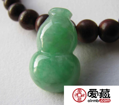 究竟什么才是决定豆种翡翠多少钱的关键