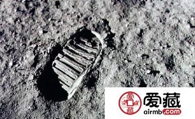 嫦娥四号首次月背软着陆，带你了解探月纪念币