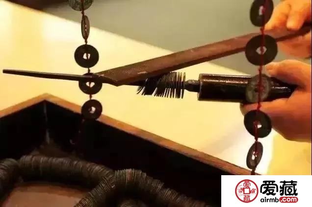 古钱币是如何铸造的？看完文章你就明白了！