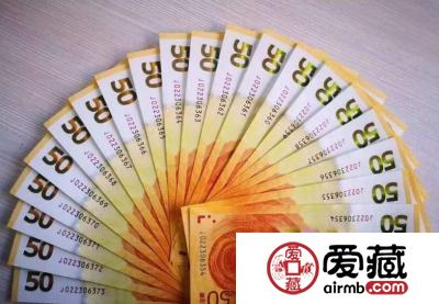 70周年纪念钞现场兑换须知！