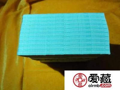 纸币翻新 “民间高手”，引热议 ：钱币市场上的骗局
