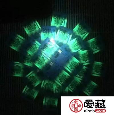 一张20元纸币竟然能卖300元！？