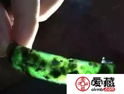 翡翠造假层出不穷，外行小白别再被骗了！