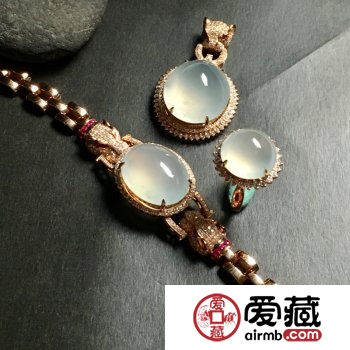 如何区分冰种翡翠和月光石