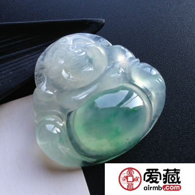 翡翠玉佛有讲究？ 女生佩戴翡翠玉佛有禁忌！