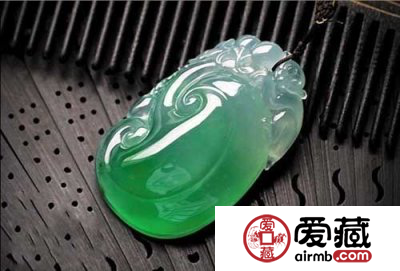翡翠价格越高越好还是选择合适自己的好