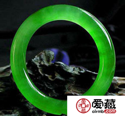 原石造假？快来看看翡翠皮子如何鉴别真假
