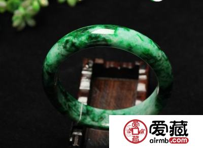 翡翠有多少个品种？超全翡翠品种详解