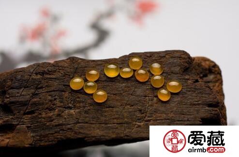 哪些翡翠戒面值得收藏，收藏翡翠戒面的注意事项